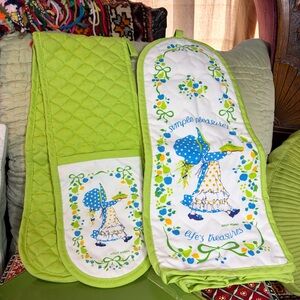 70s Holly Hobbie Blender Cover & Oven Mitt